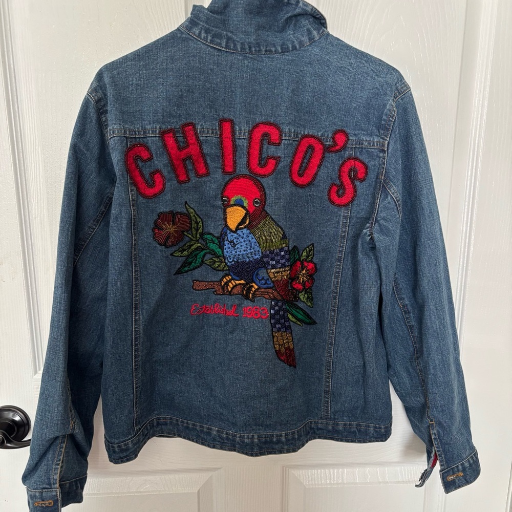 CHICO'S Parrot Anniversary Collection Beaded Embroider Denim Zip Jacket Sz 2 Med